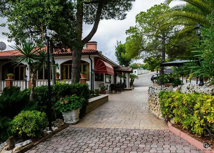 Al Focolare Di Bacco Отель